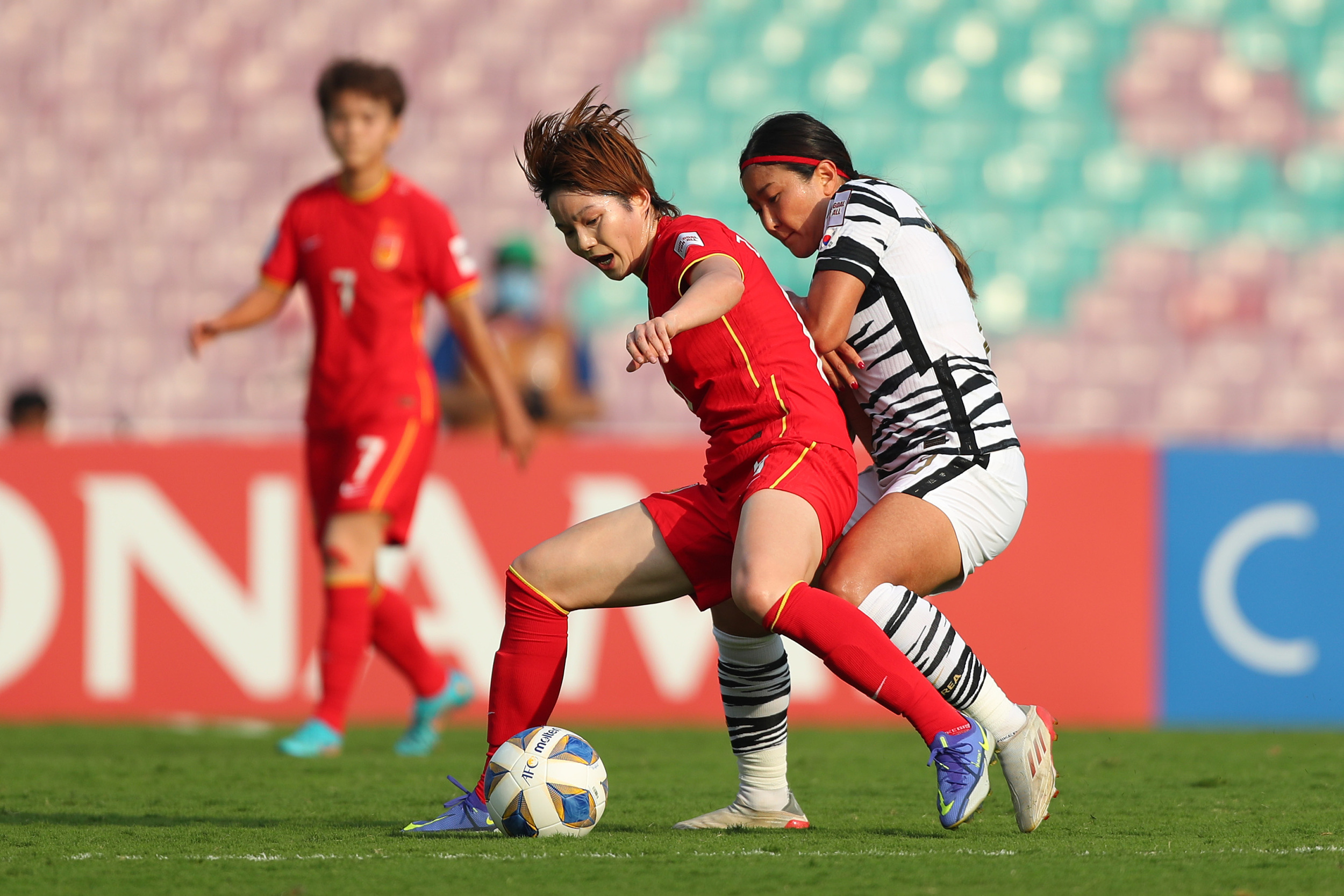 关于韩国女足惊艳表现，轻松闯进亚洲杯决赛的信息